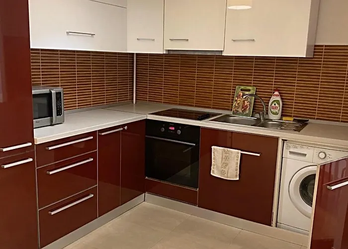 Dmt Rin Grand * Бухарест