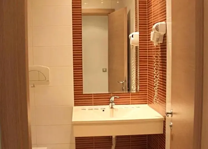 Dmt Rin Grand Apartament *