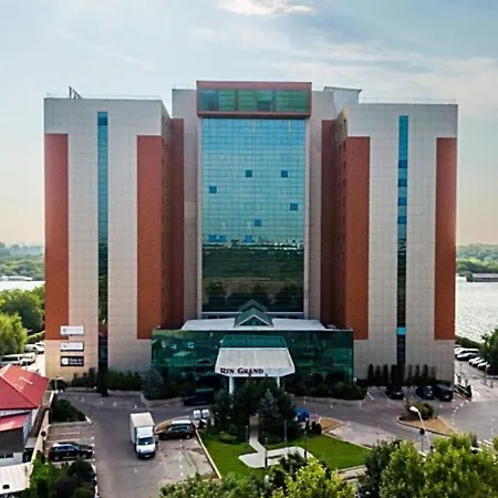 Dmt Rin Grand Апартаменты *