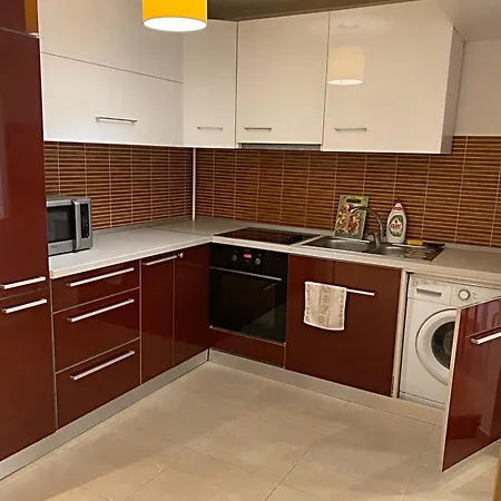 Dmt Rin Grand * Бухарест